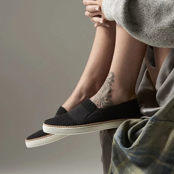 ugg sammy slip on sneakers